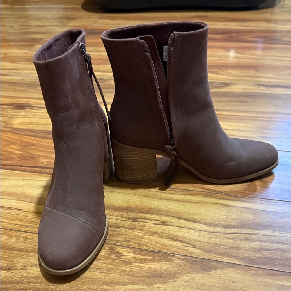 Toms Rich Brown Ankle Booties